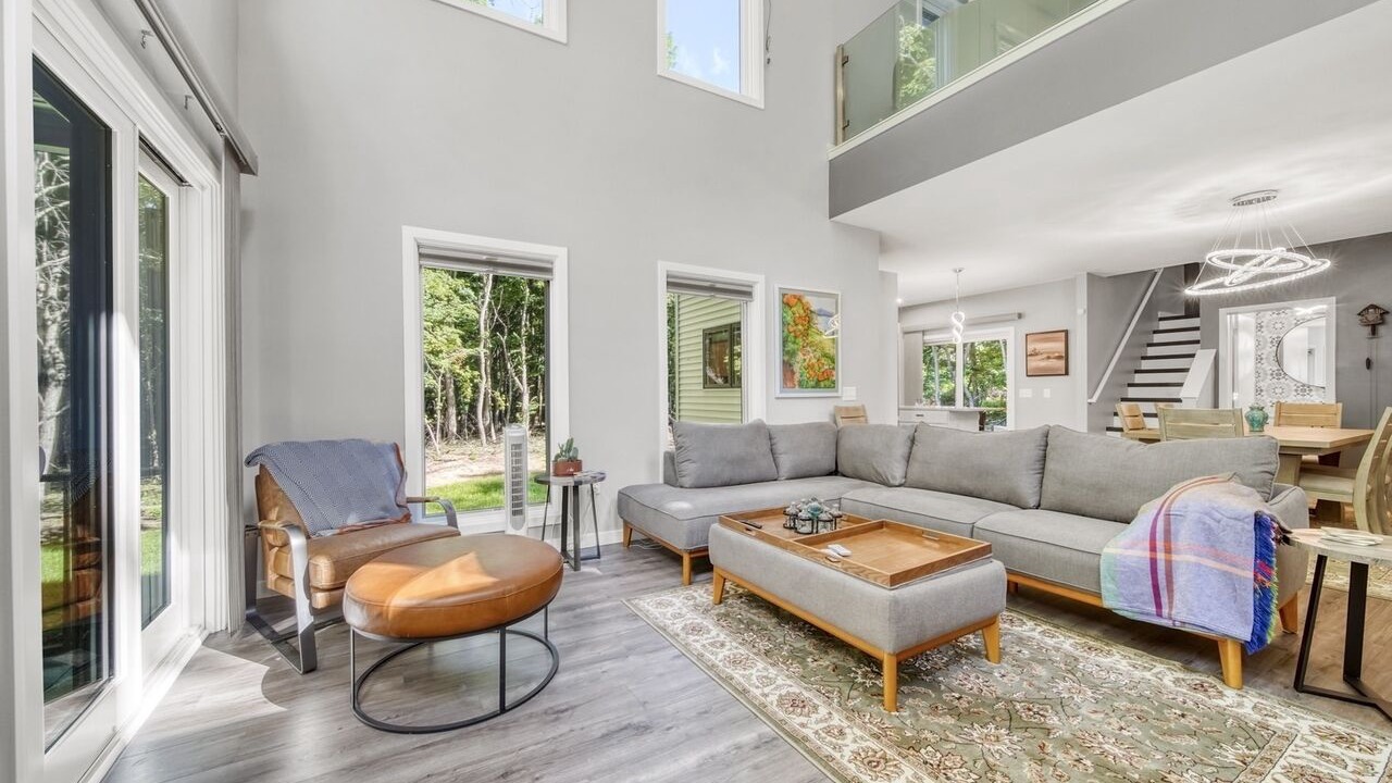 Photo of Livingroom in Fennville