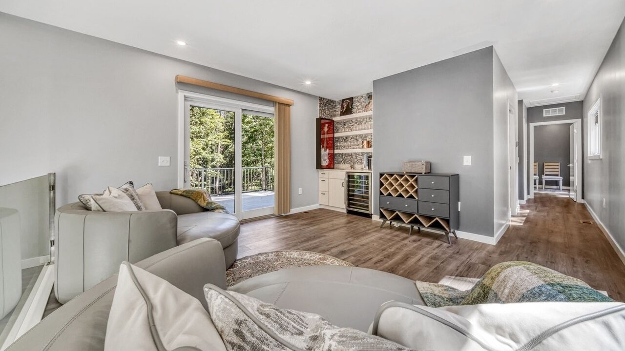 Photo of Livingroom in Fennville