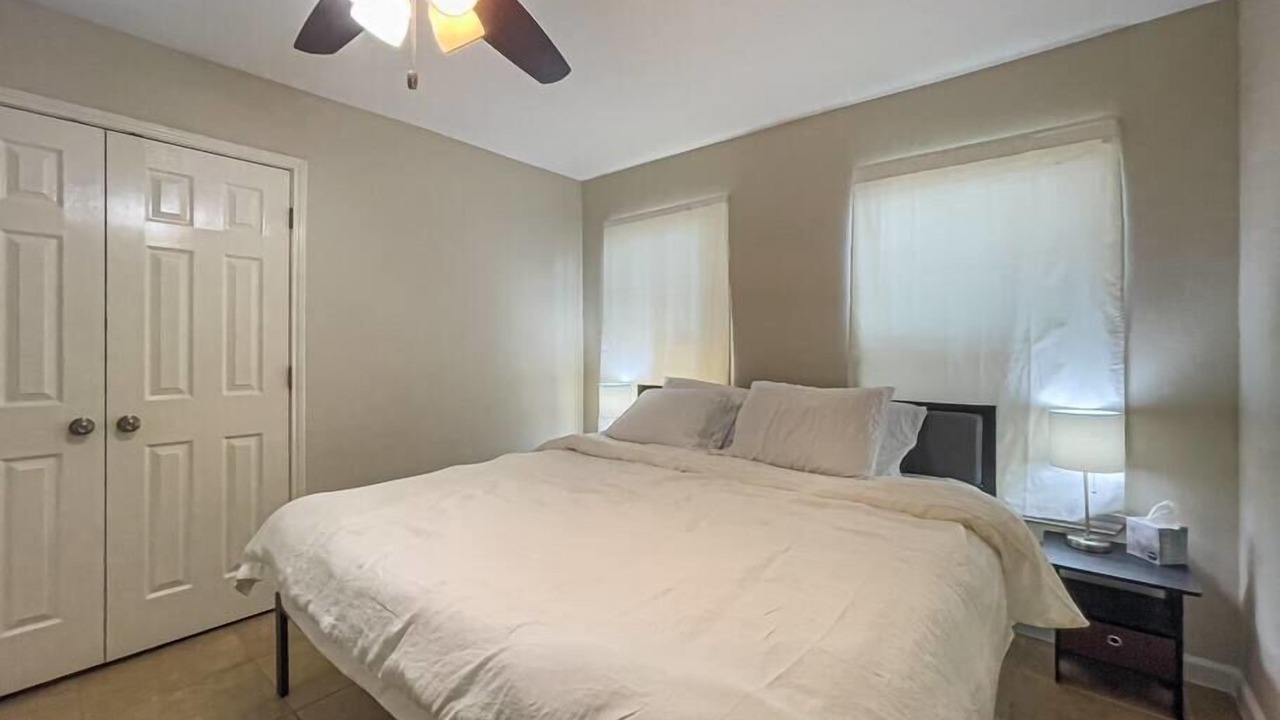 Photo of Bedroom in Uptown