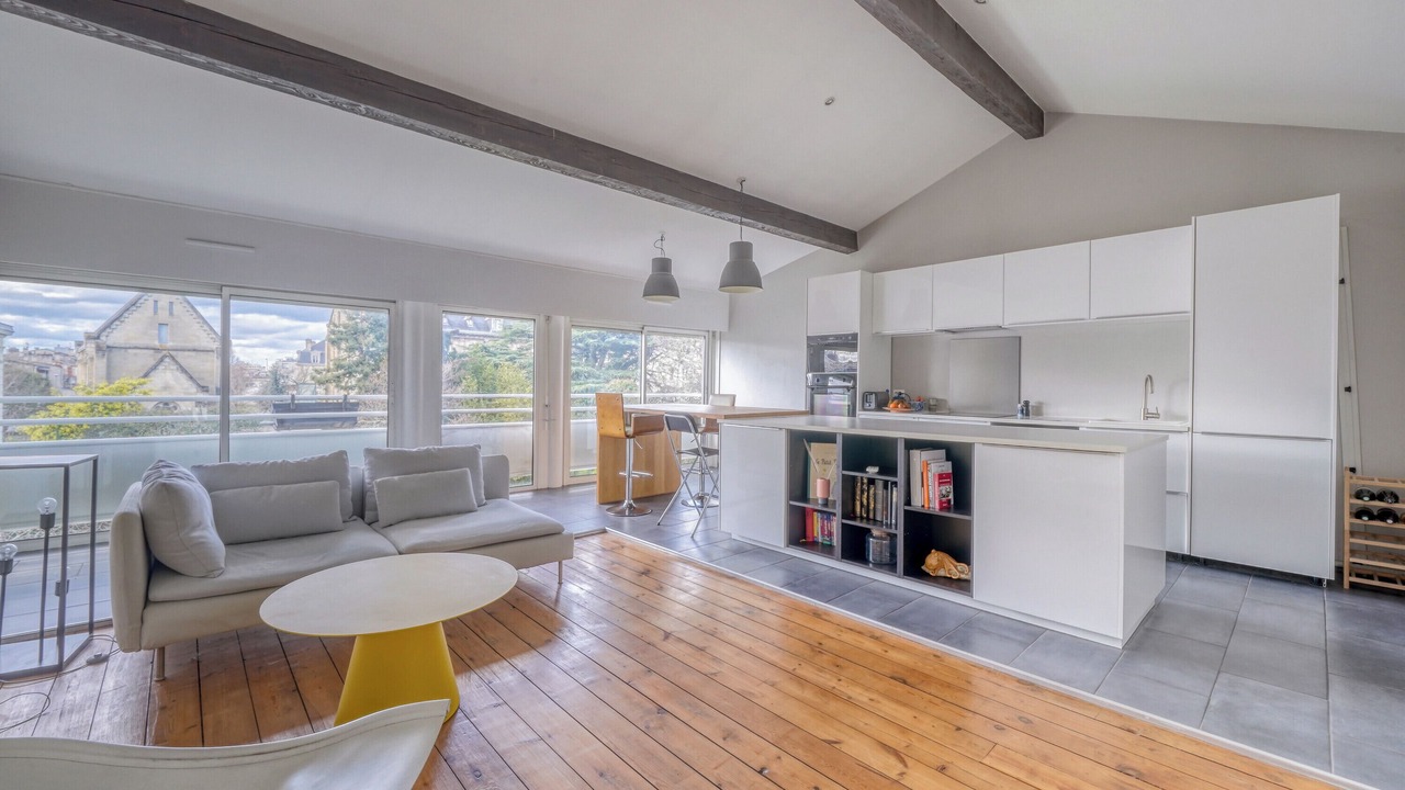 Photo of Livingroom in Saint Seurin - Fondaudege