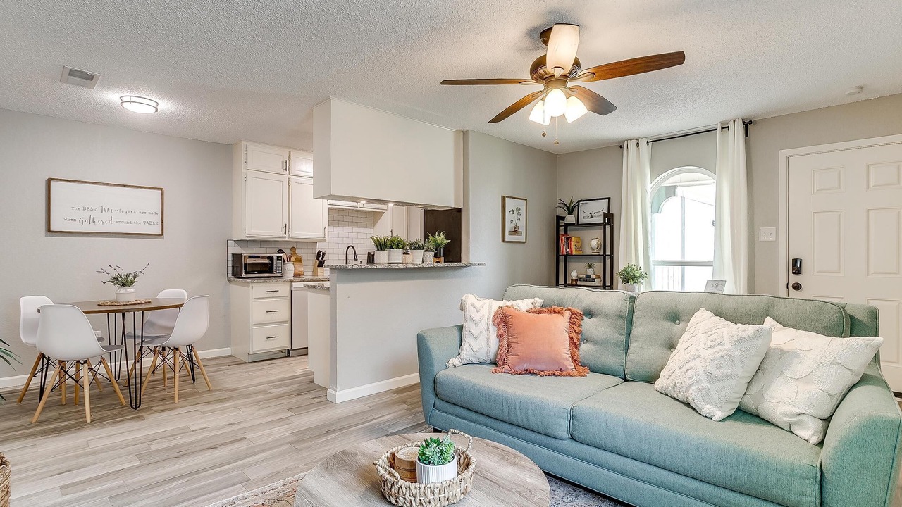Photo of Livingroom in Fort Worth