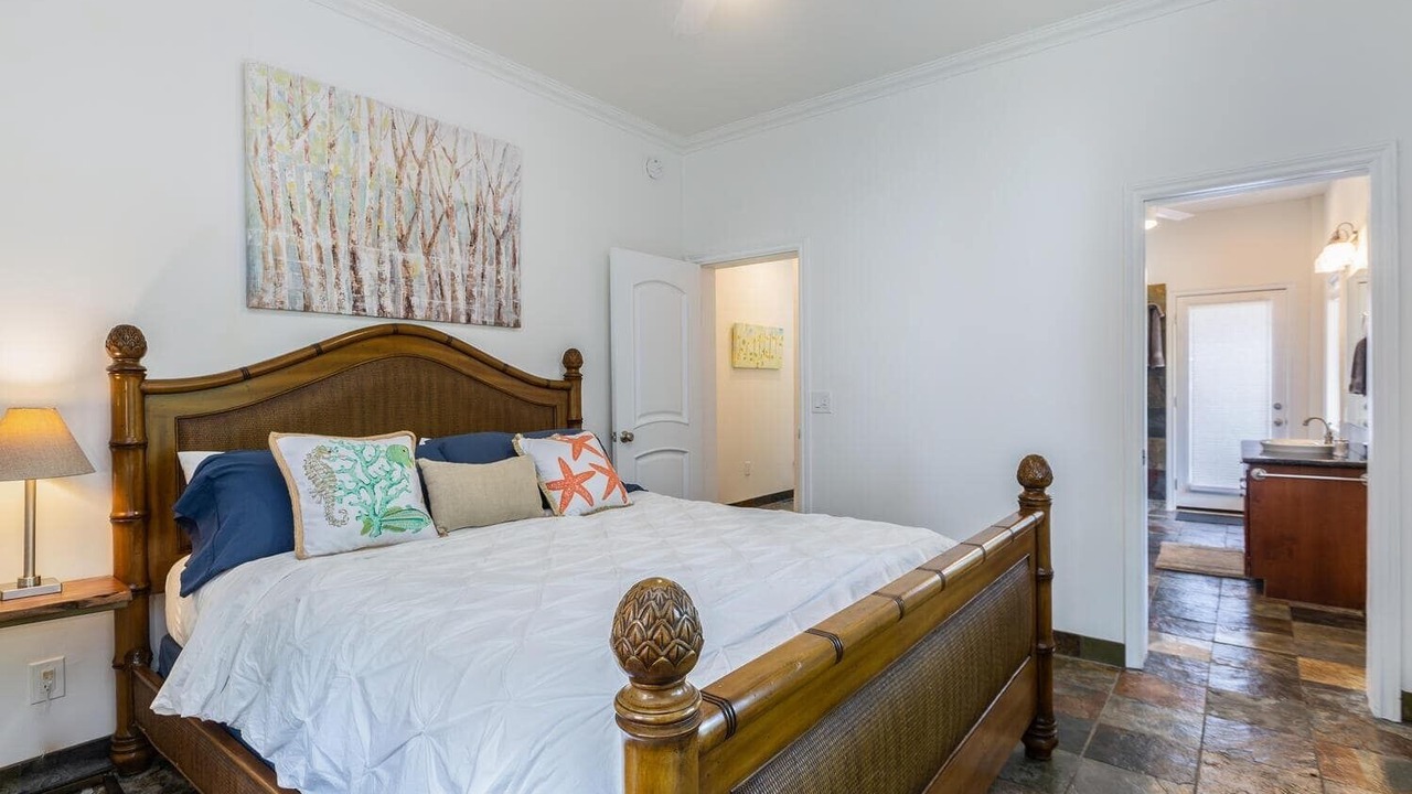 Photo of Bedroom in Wainiha