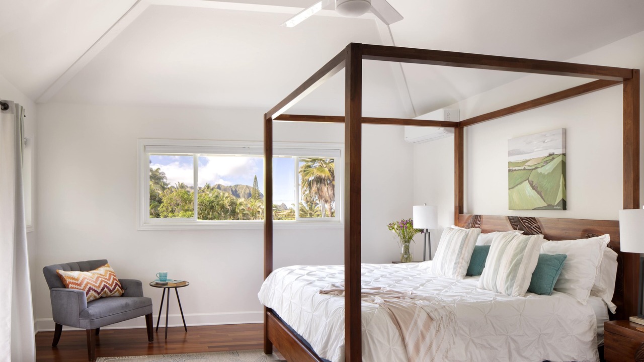 Photo of Bedroom in Wainiha