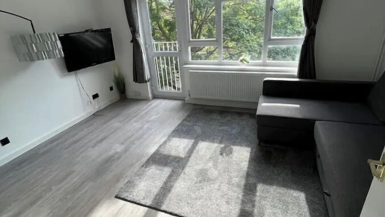 Photo of Bedroom in Greenford Broadway