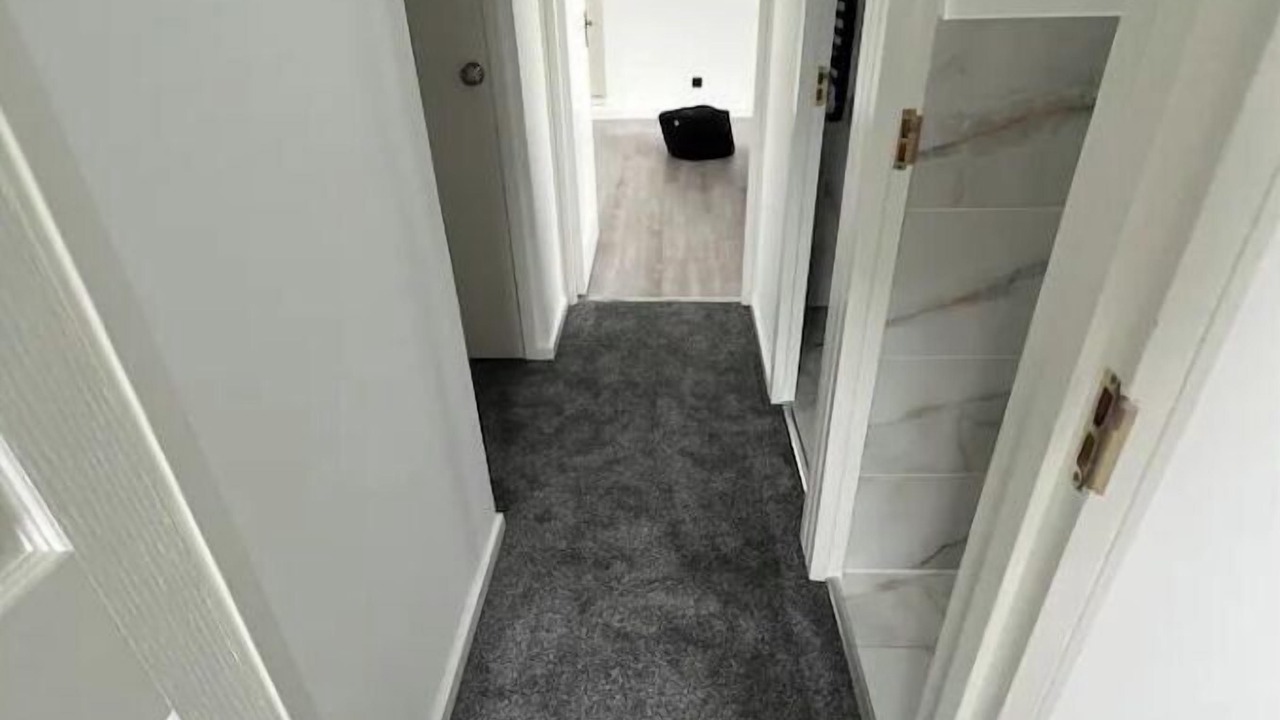 Photo of Others in Greenford Broadway