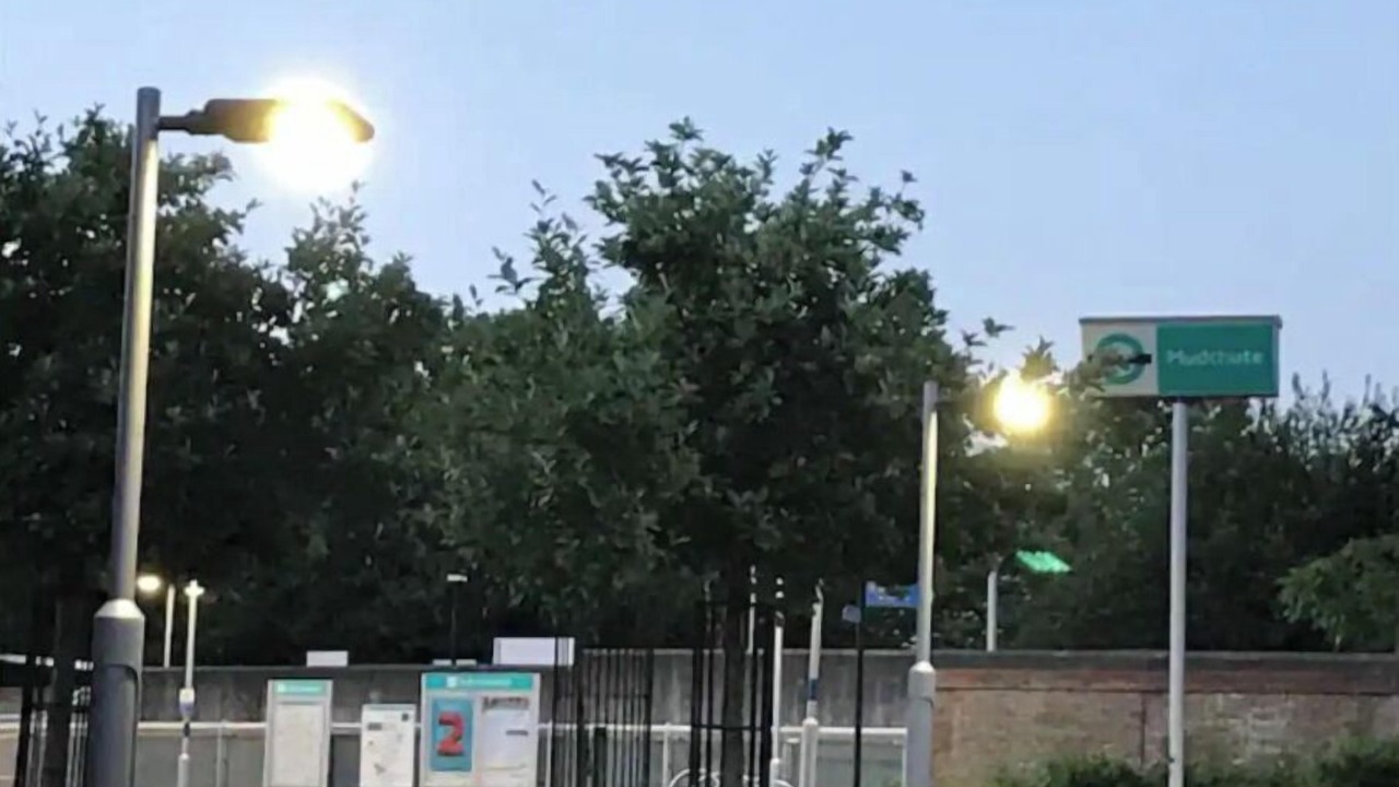 Photo of Others in Isle of Dogs