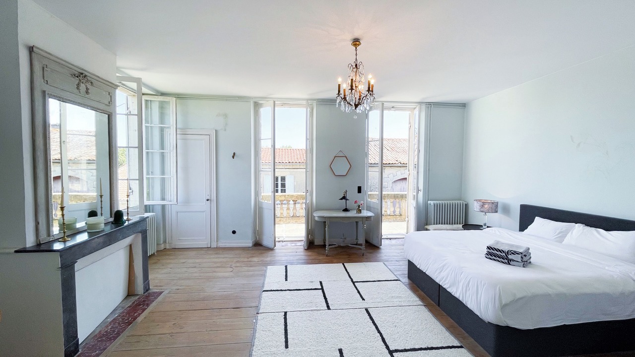 Photo of Bedroom in Saint-Christoly-Medoc