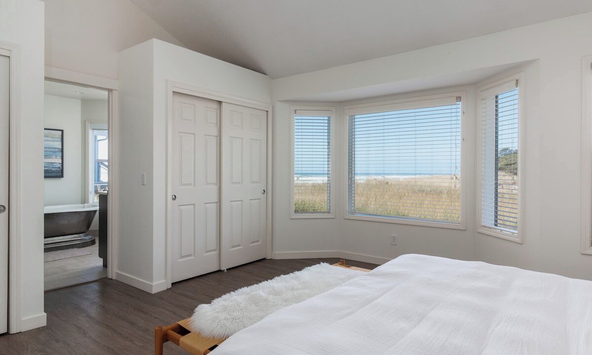 Photo of Bedroom in Neskowin