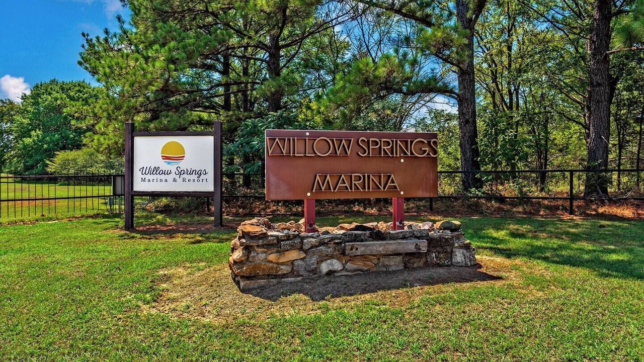 Photo of Outdoor in Mead