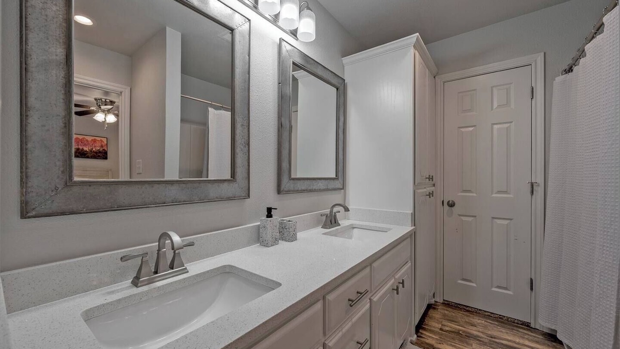Photo of Bathroom in Mead