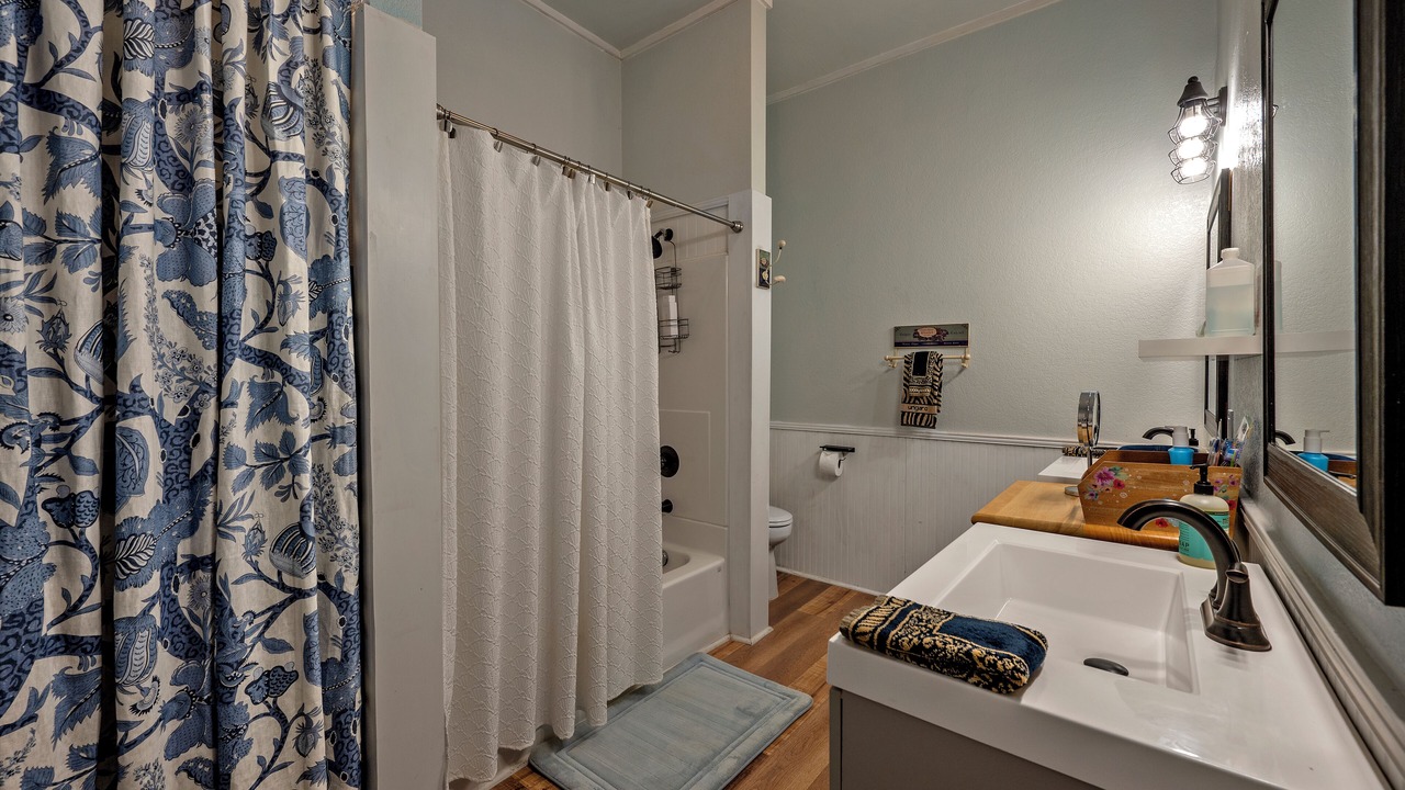 Photo of Bathroom in Mead