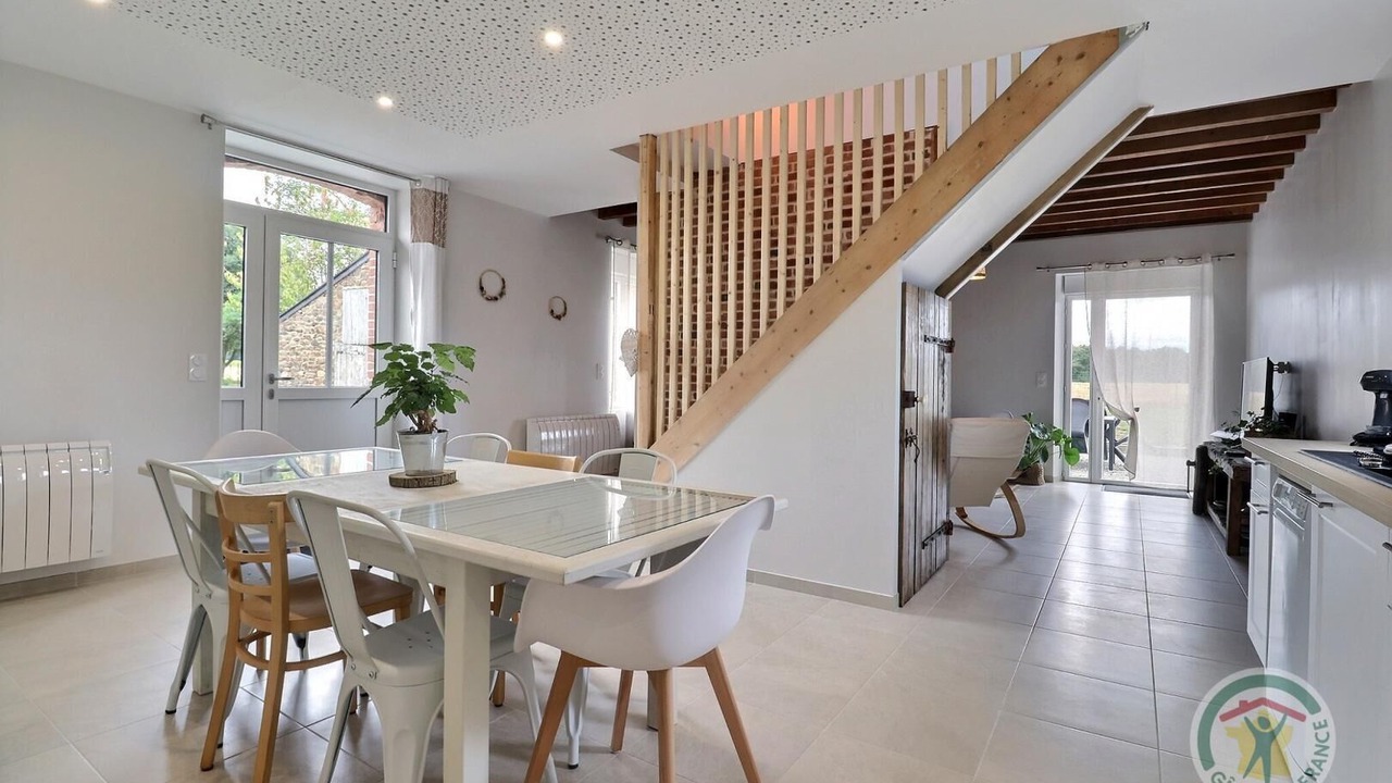 Photo of Others in Hede