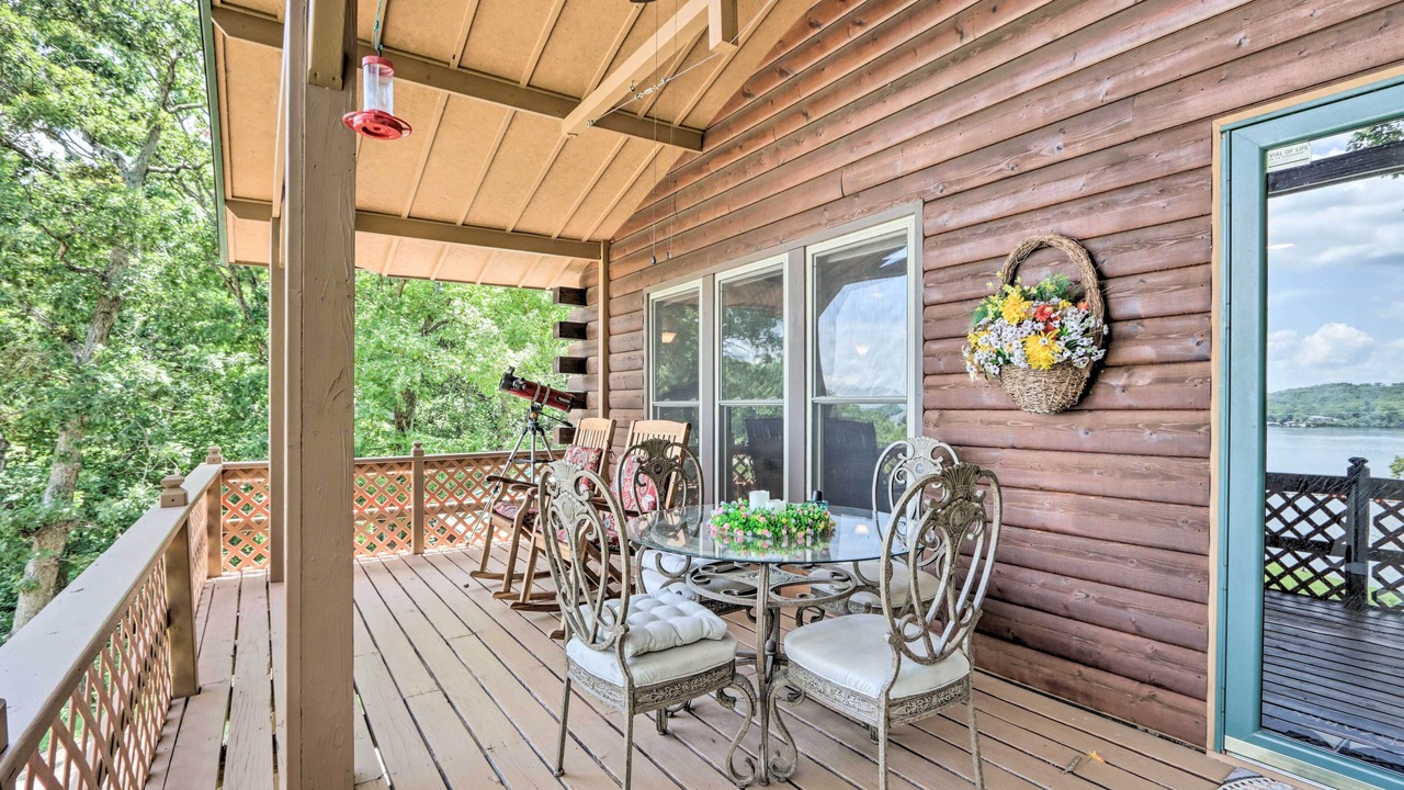 Photo of Patio Balcony in Climax Springs