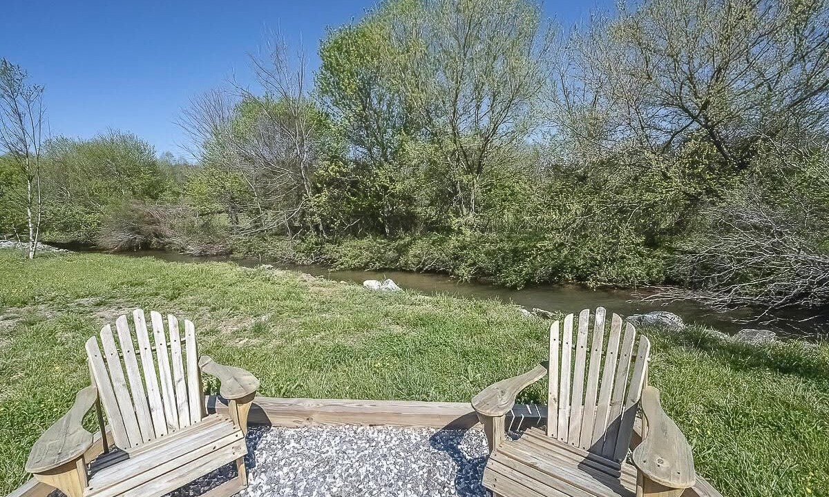 Photo of Outdoor in Morganton