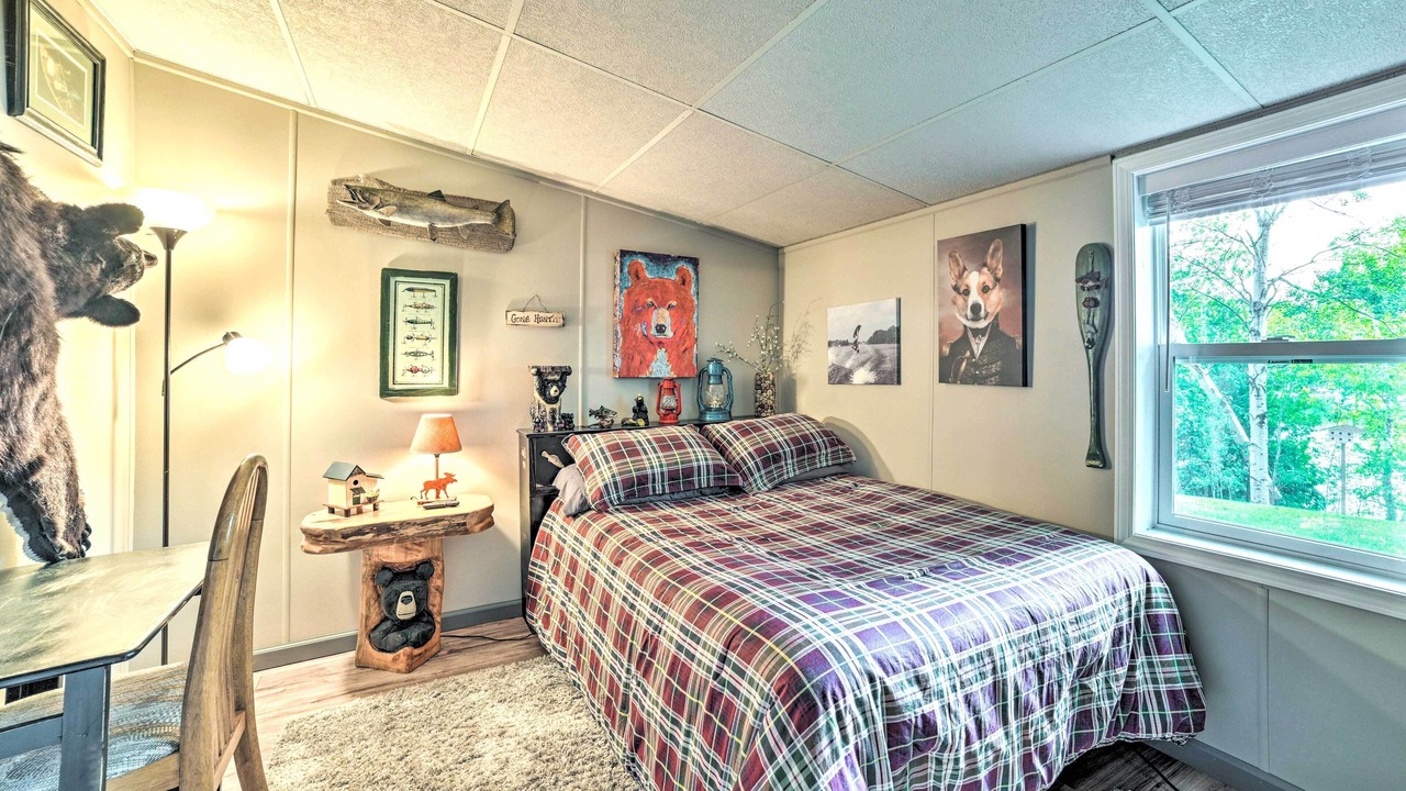 Photo of Bedroom in Cheboygan