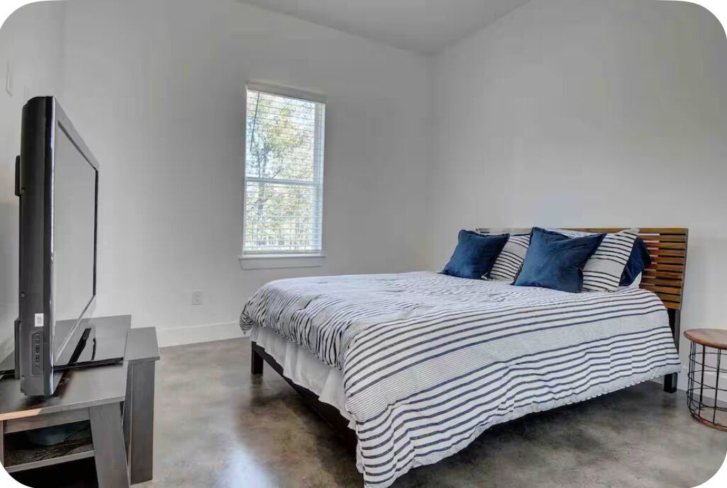 Photo of Bedroom in Bastrop