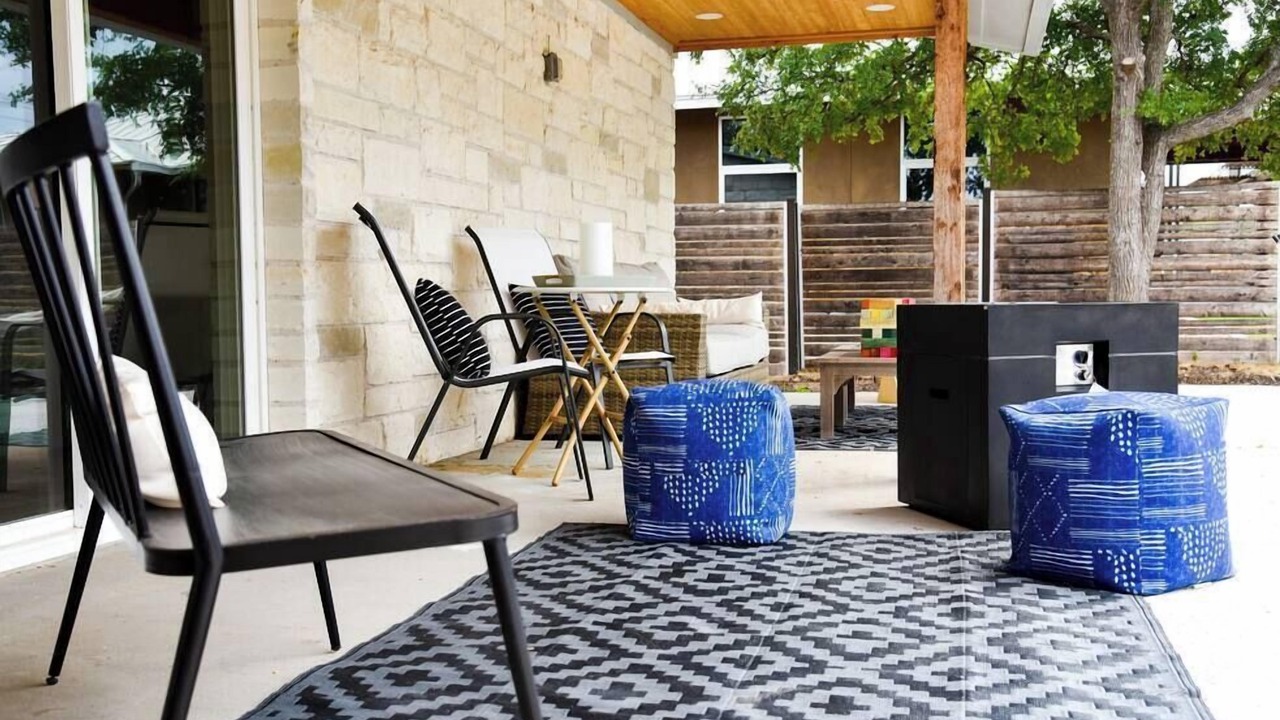 Photo of Outdoor in McNeil