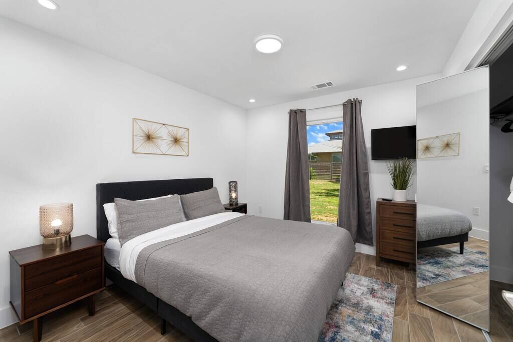 Photo of Bedroom in McNeil