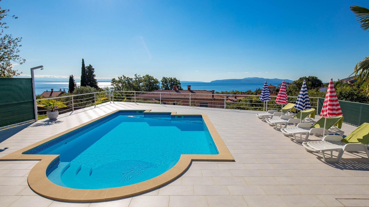 Photo of Outdoor in Ika