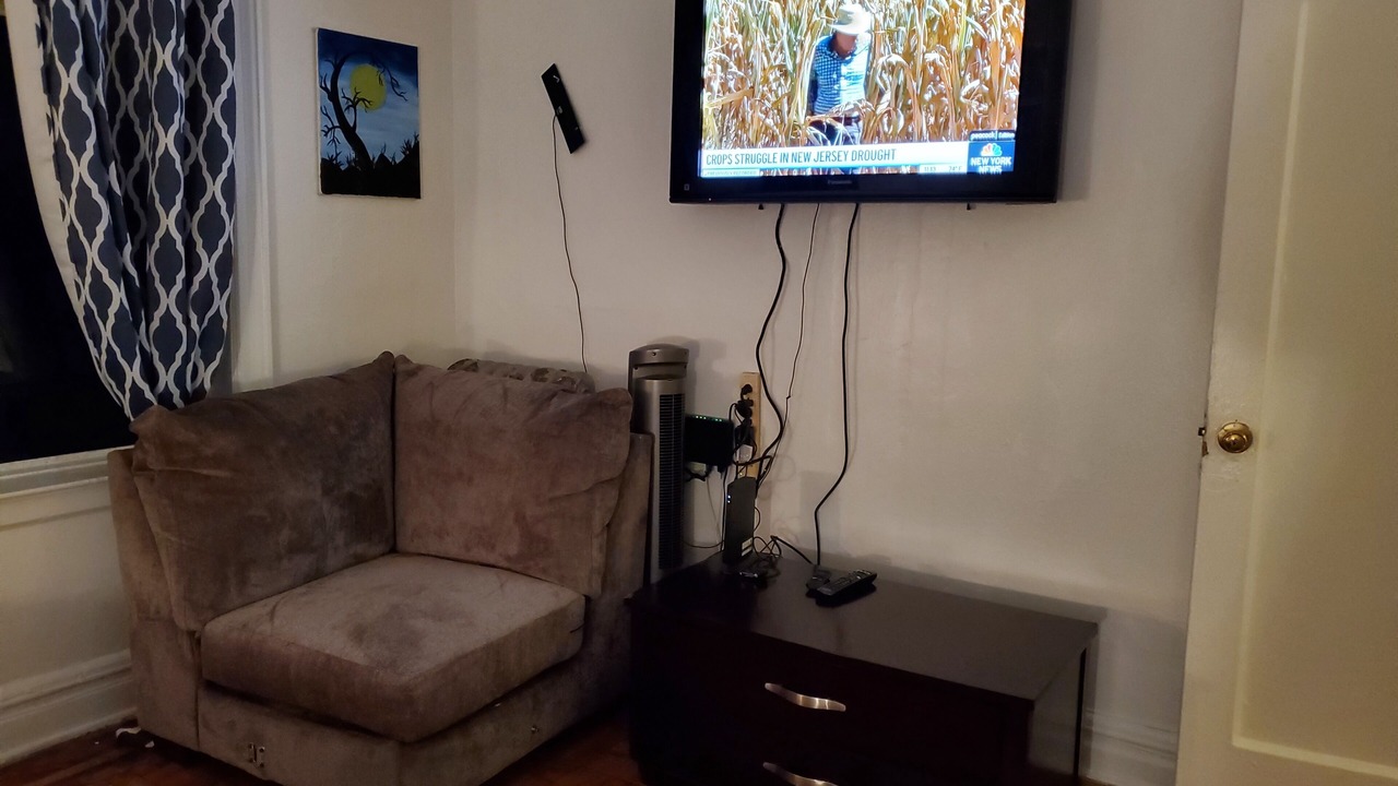 Photo of Livingroom in West Bronx