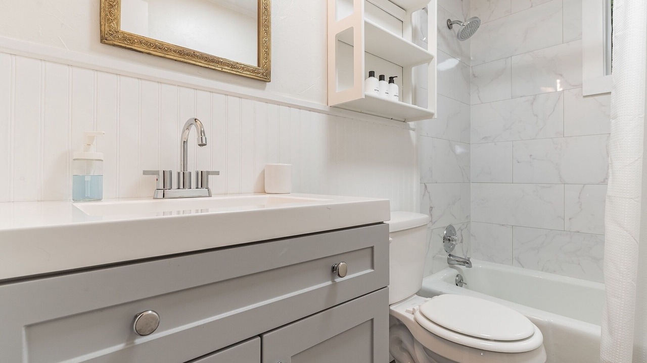 Photo of Bathroom in Walker-In-the-Hills