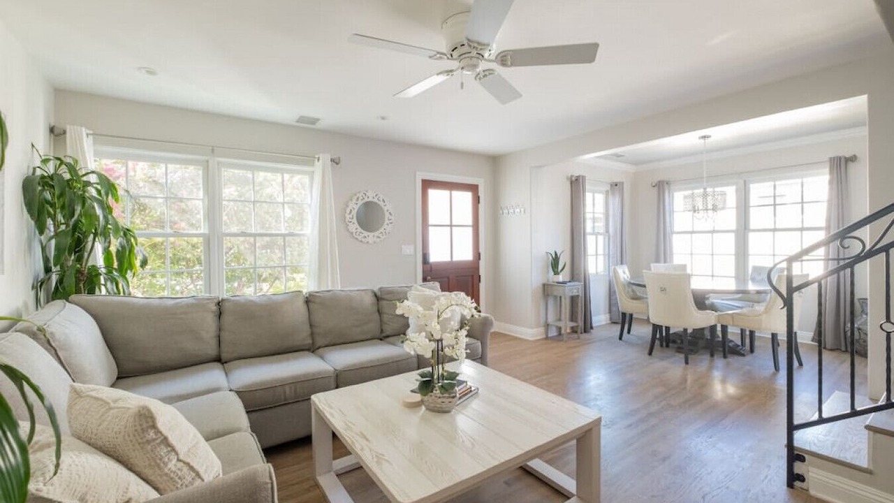 Photo of Livingroom in Hillcrest