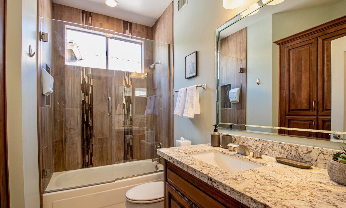 Photo of Bathroom in Mountain Park Ranch