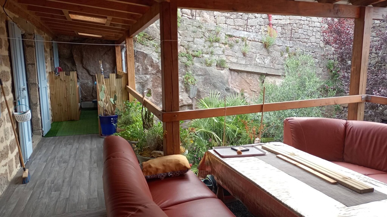 Photo of Patio Balcony in Saint-Beauzely