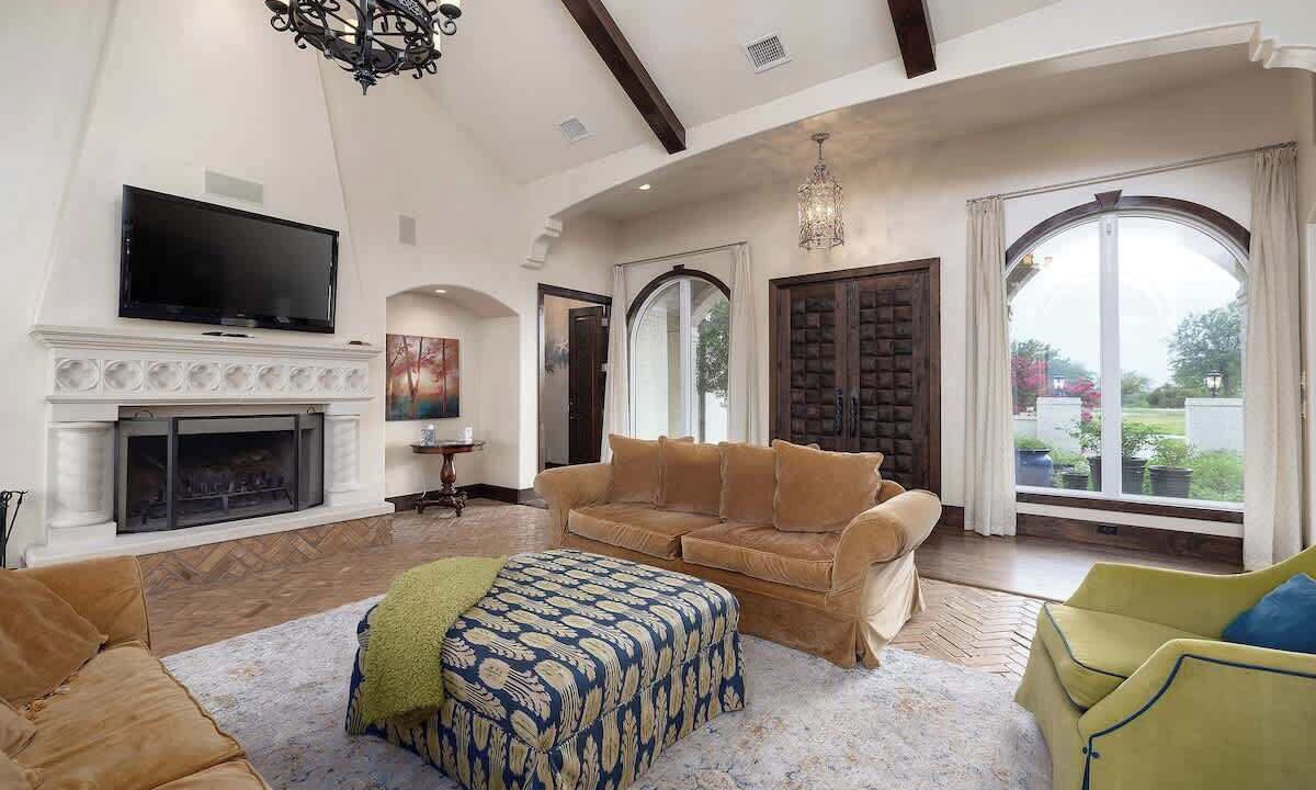 Photo of Livingroom in Parker County