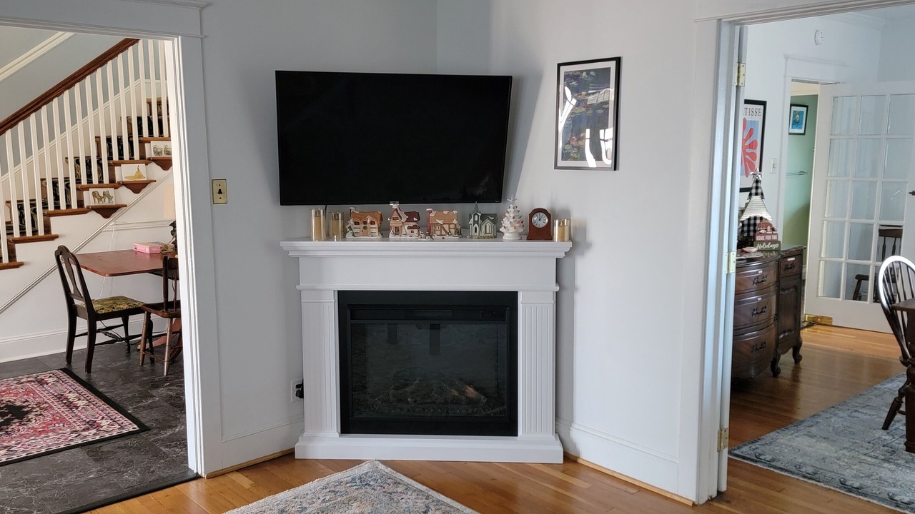 Photo of Livingroom in Front Royal