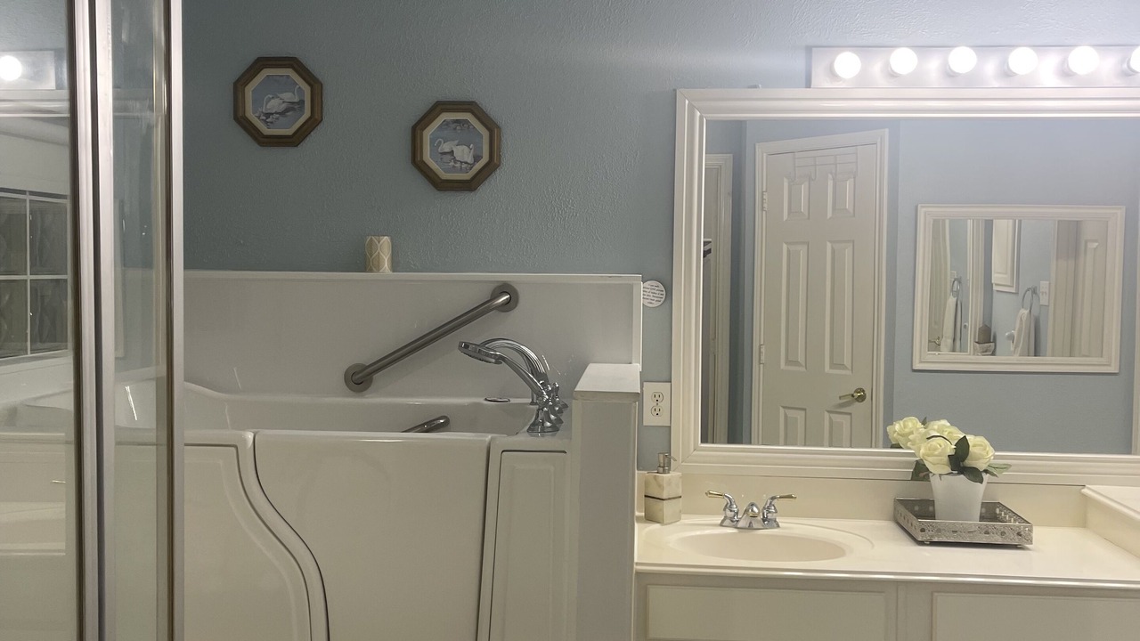 Photo of Bathroom in Atascocita