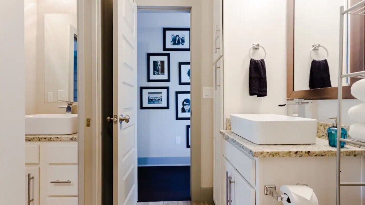 Photo of Bathroom in Blackshear-Prospect Hill