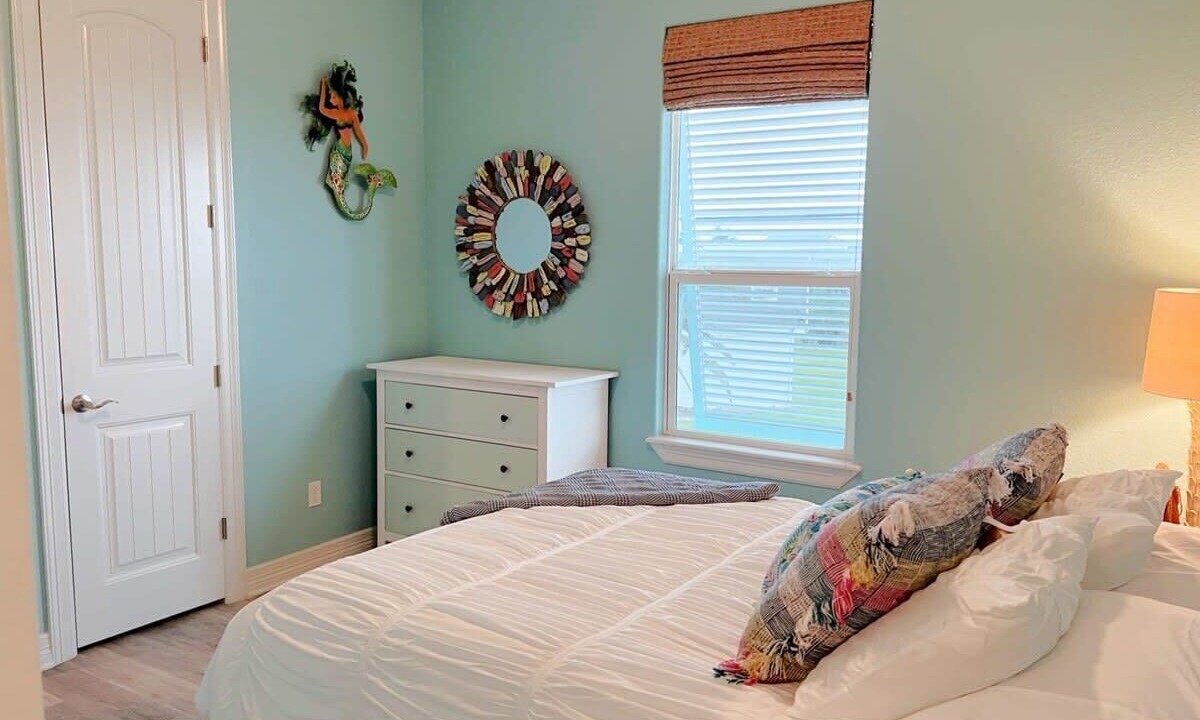 Photo of Bedroom in Surfside Beach