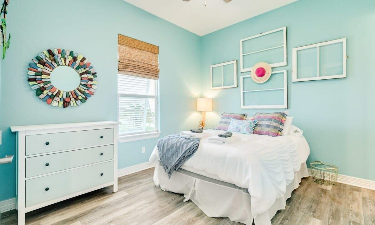 Photo of Bedroom in Surfside Beach