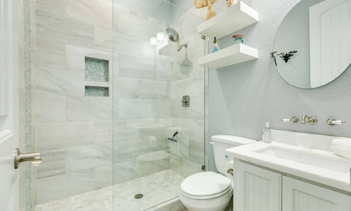 Photo of Bathroom in Surfside Beach