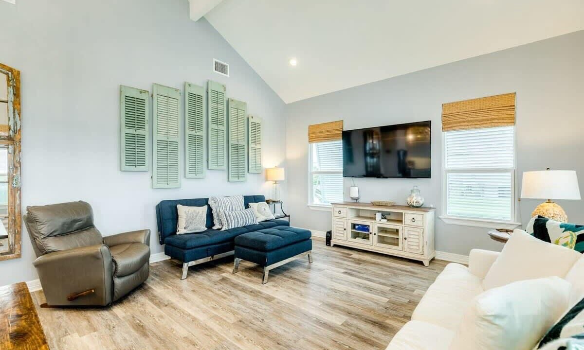 Photo of Livingroom in Surfside Beach