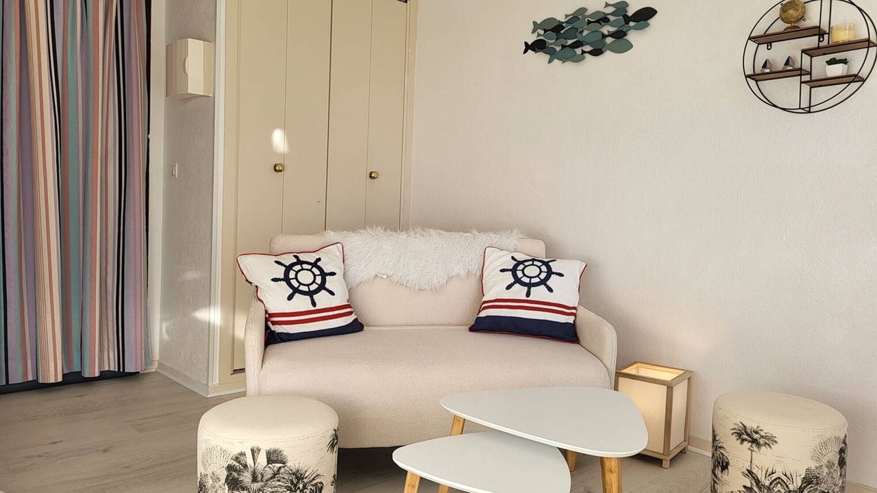 Photo of Livingroom in Merville-Franceville-Plage