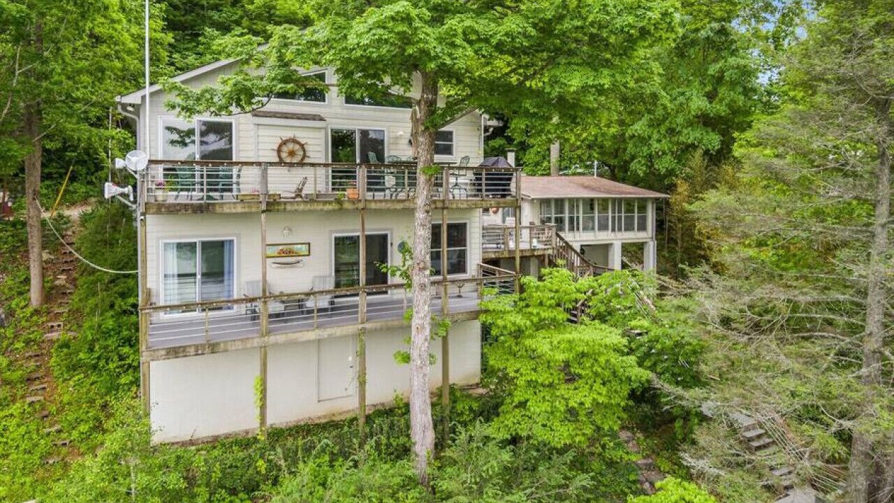 Photo of Outdoor in Rocky Top