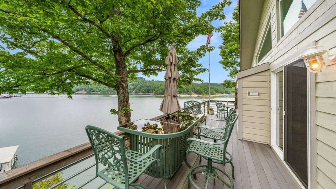 Photo of Outdoor in Rocky Top