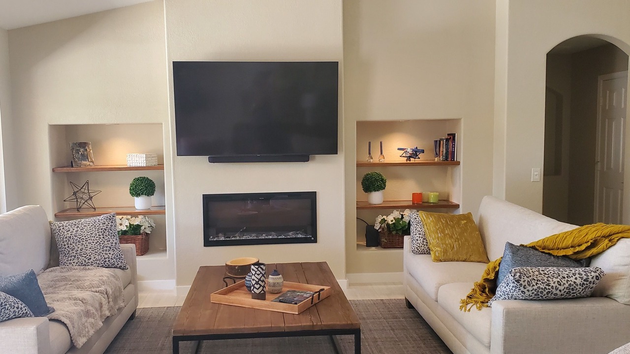 Photo of Livingroom in Palm Valley