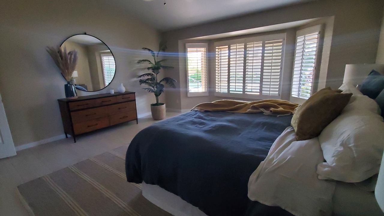 Photo of Bedroom in Palm Valley
