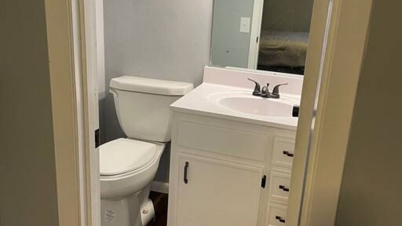 Photo of Bathroom in Poplar Bluff