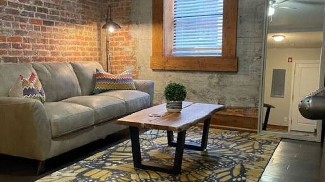 Photo of Livingroom in Downtown