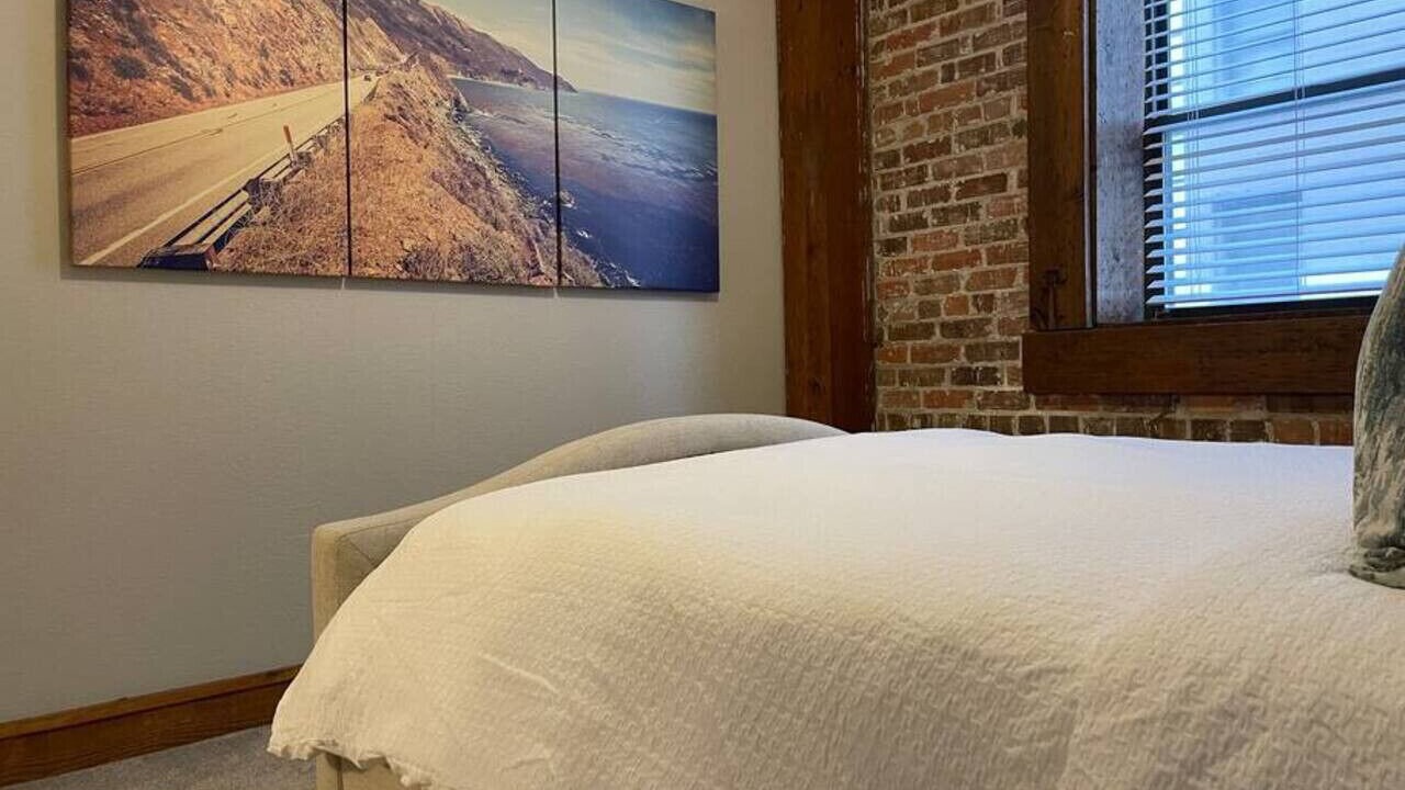 Photo of Bedroom in Downtown