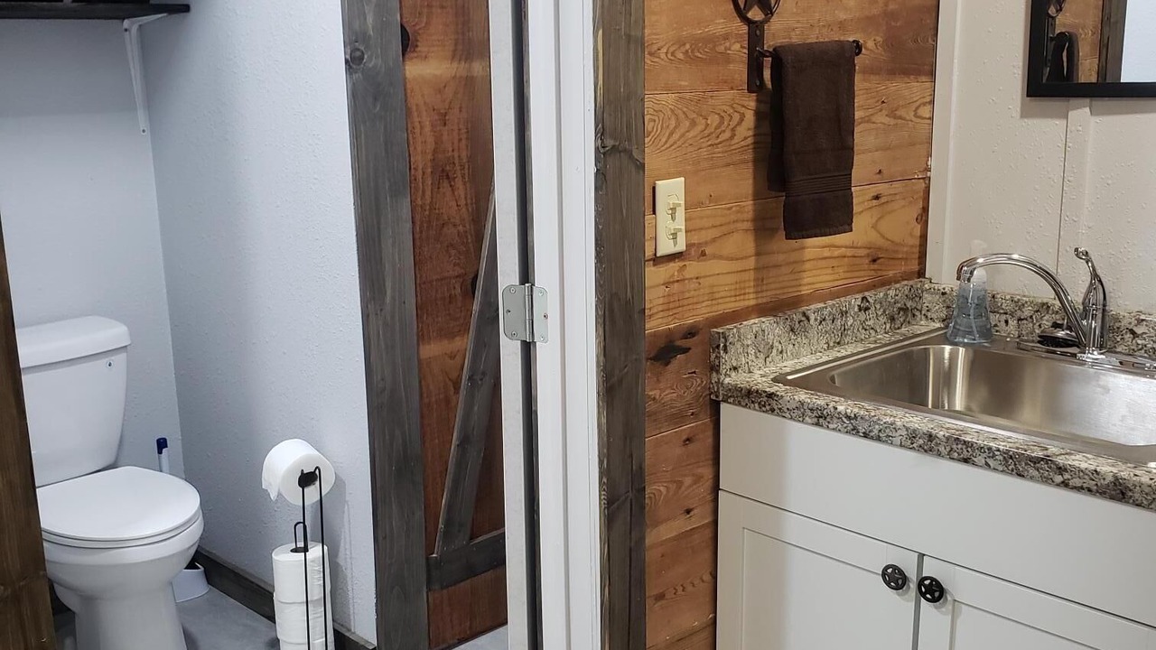 Photo of Bathroom in Santa Anna