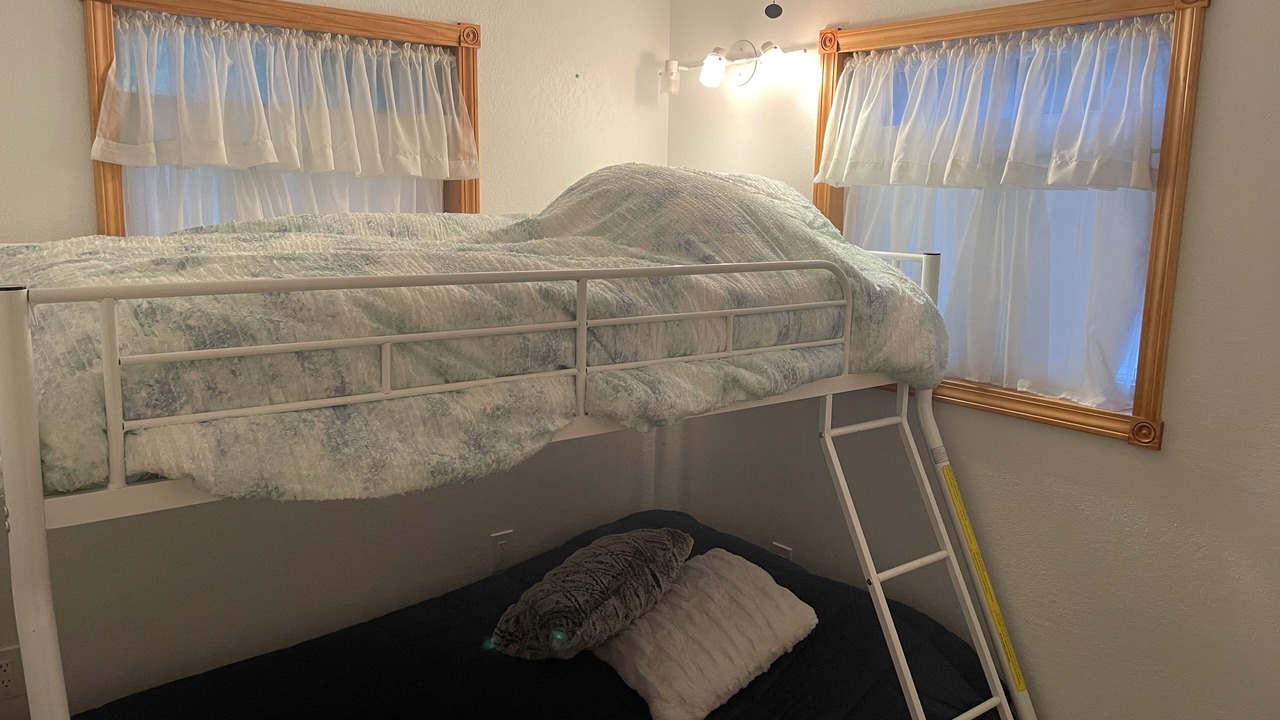 Photo of Bedroom in Houghton Lake