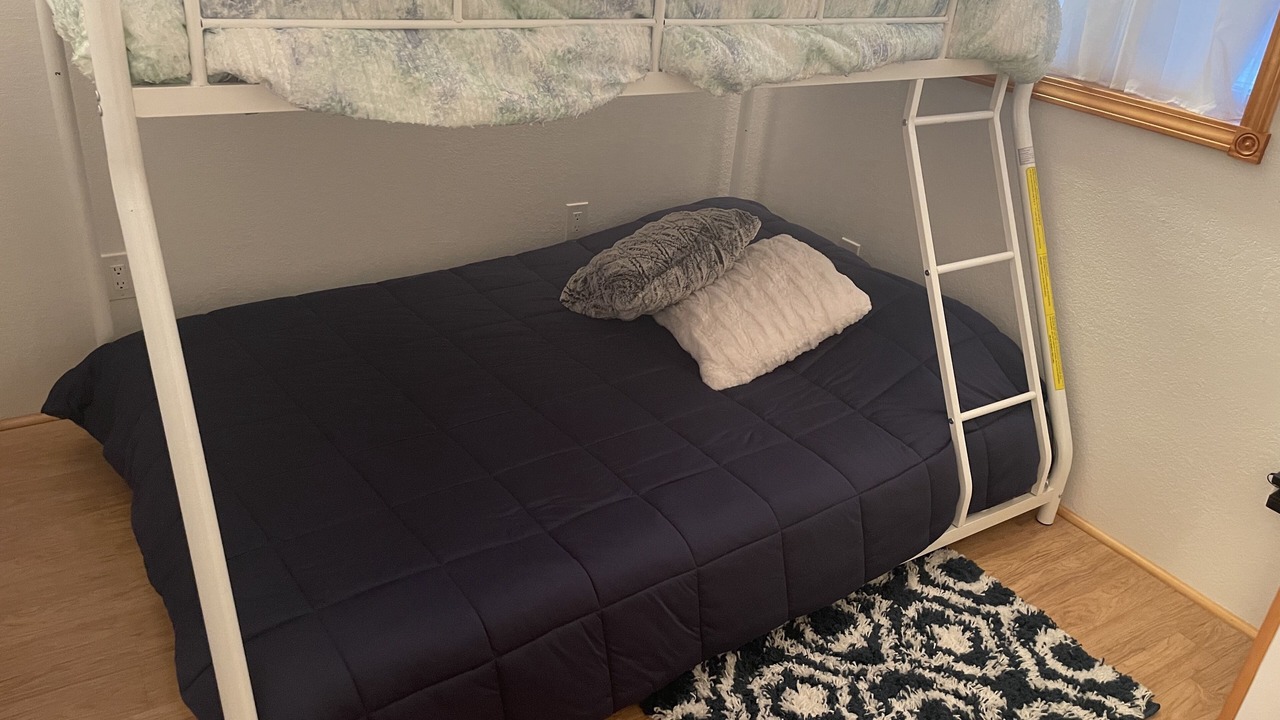 Photo of Bedroom in Houghton Lake