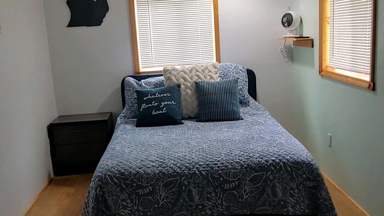 Photo of Bedroom in Houghton Lake