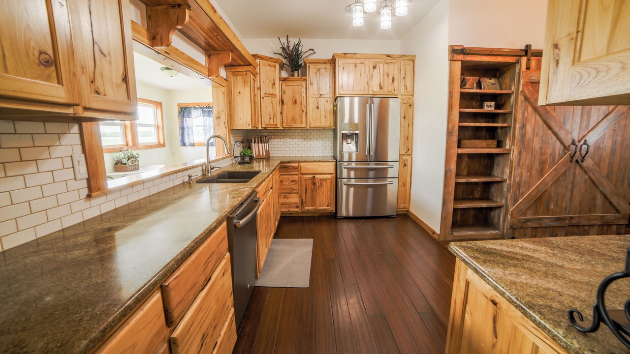 Photo of Kitchen in Lamont