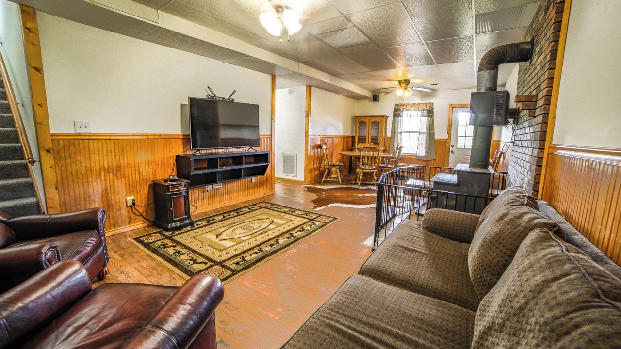 Photo of Livingroom in Lamont